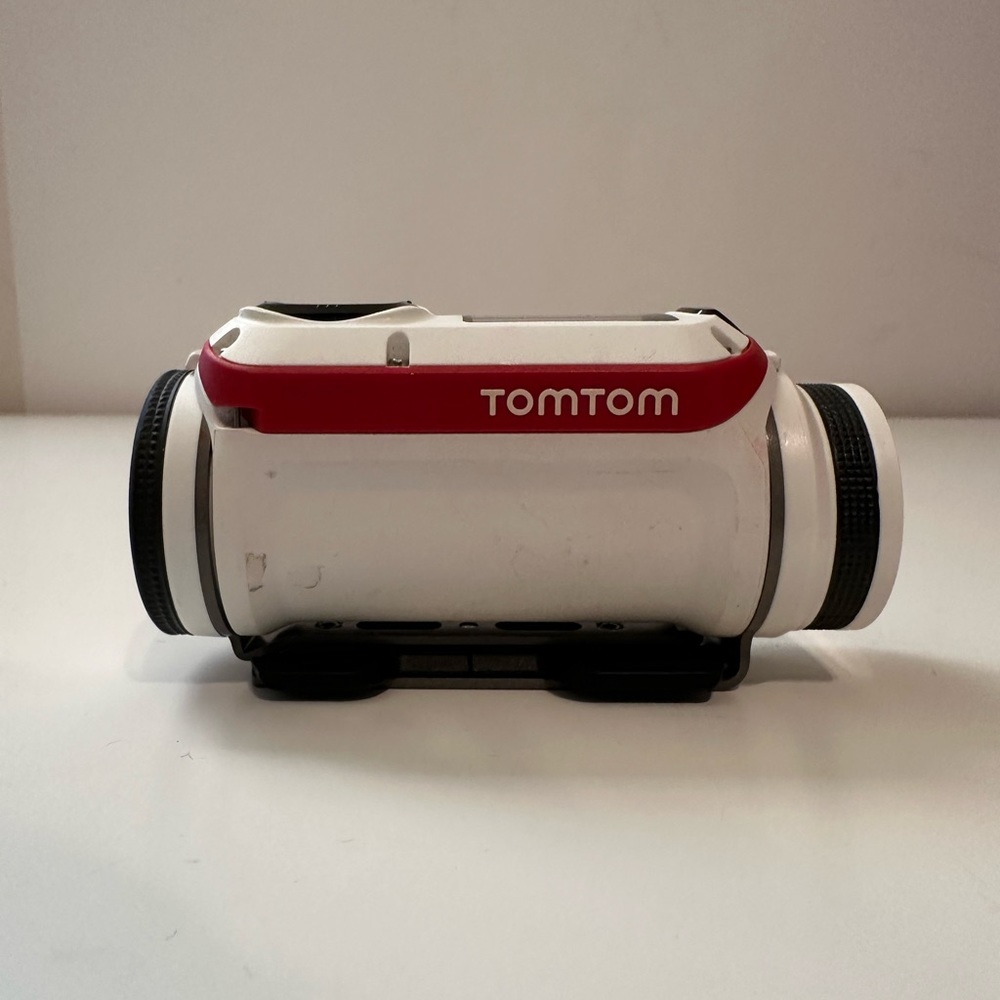 TomTom Bandit 4LB00 Video Camera Tested Works - Picture 4 of 7